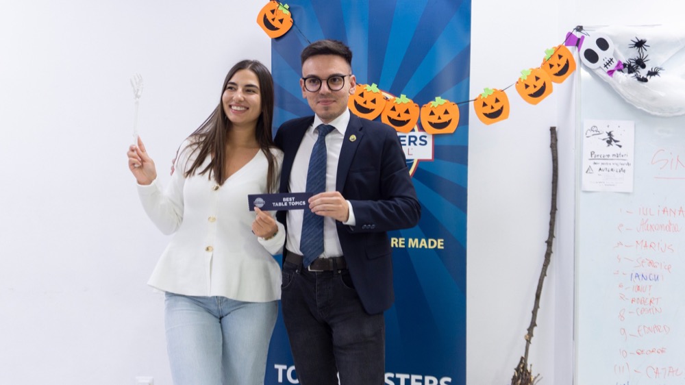 Ședința de Halloween