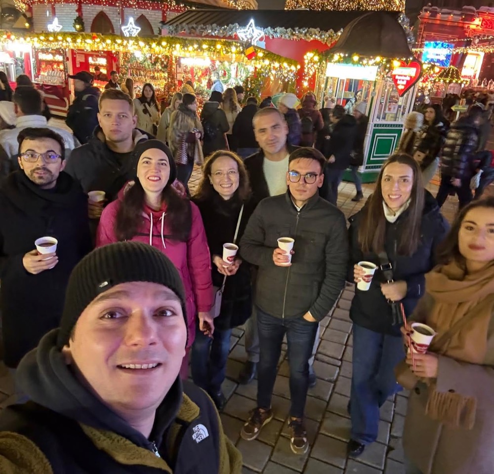 Membrii clubului la Târgul de Crăciun
